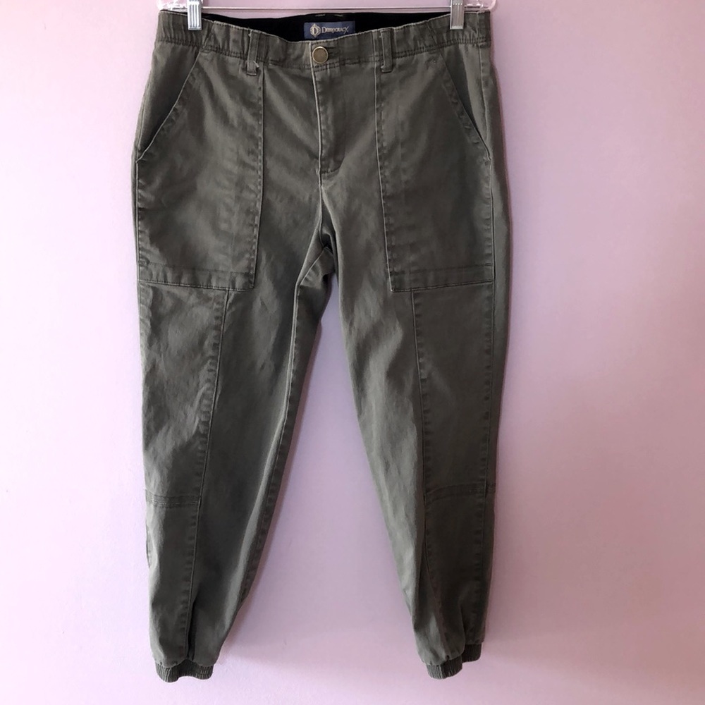 Democracy Olive Jogger